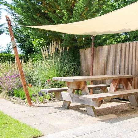 Strandbries Nyaraló